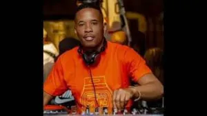 Dj Stockie & Loxion Deep African In New York (Amapiano Exclusive Way) Mp3 Download Fakaza