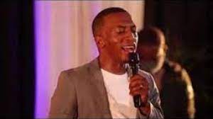 Dumi Mkokstad – Sidlula Ezintweni Ezinzima Mp3 Download Fakaza