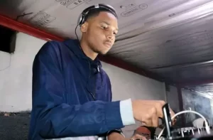 Angelo Thee Deejay – Sgubhu Selections 011 Festive Mix Mp3 Download Fakaza