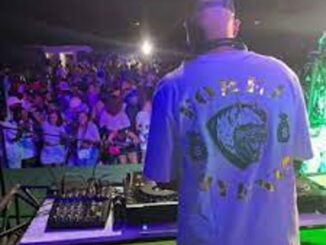 DJ Ace – Year End (Amapiano 2023 Mix) Mp3 Download Fakaza